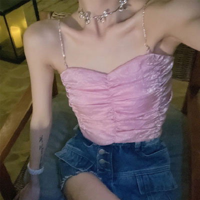 高级女生低调又好看的部位图大全 你以为他不喜欢你实际上他还很烦你