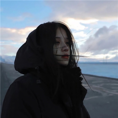 清冷孤独感拉满的气质女头 2024孤傲冷艳淡漠女头